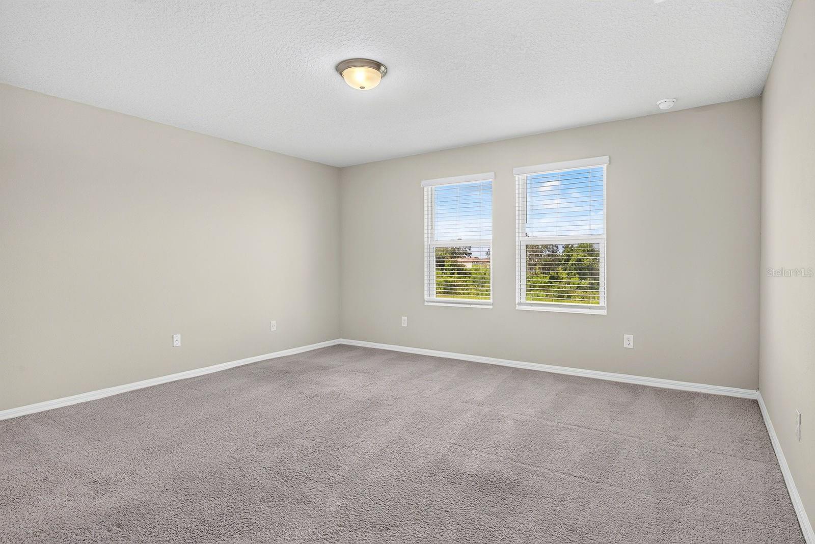 10025 Daybreak Gln Property Photo 37
