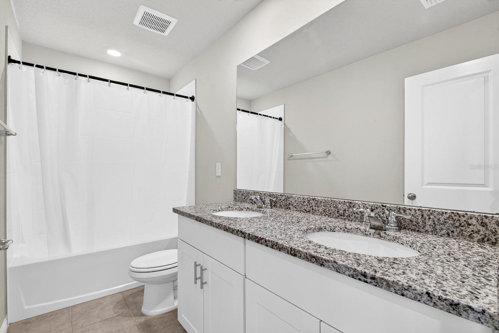 10025 Daybreak Gln Property Photo 52