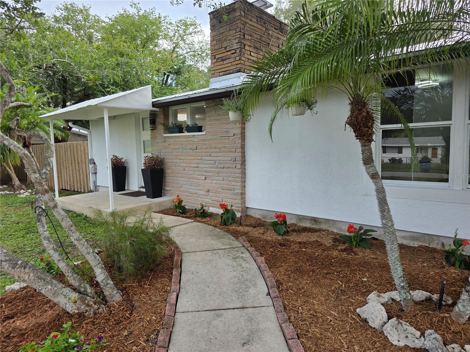 1205 Willis Ave Property Photo 7