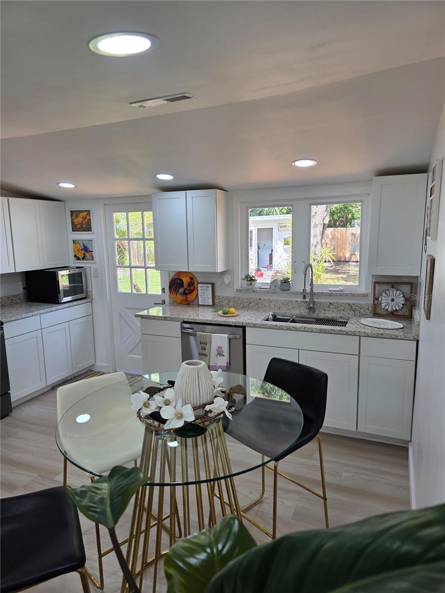 1205 Willis Ave Property Photo 26