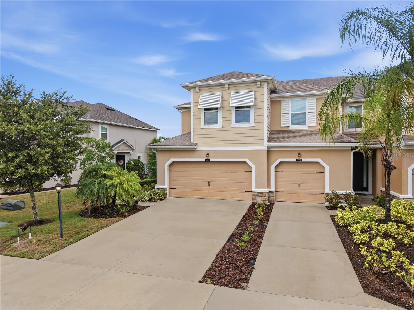 5553 Pleasantview Ct Property Photo 2