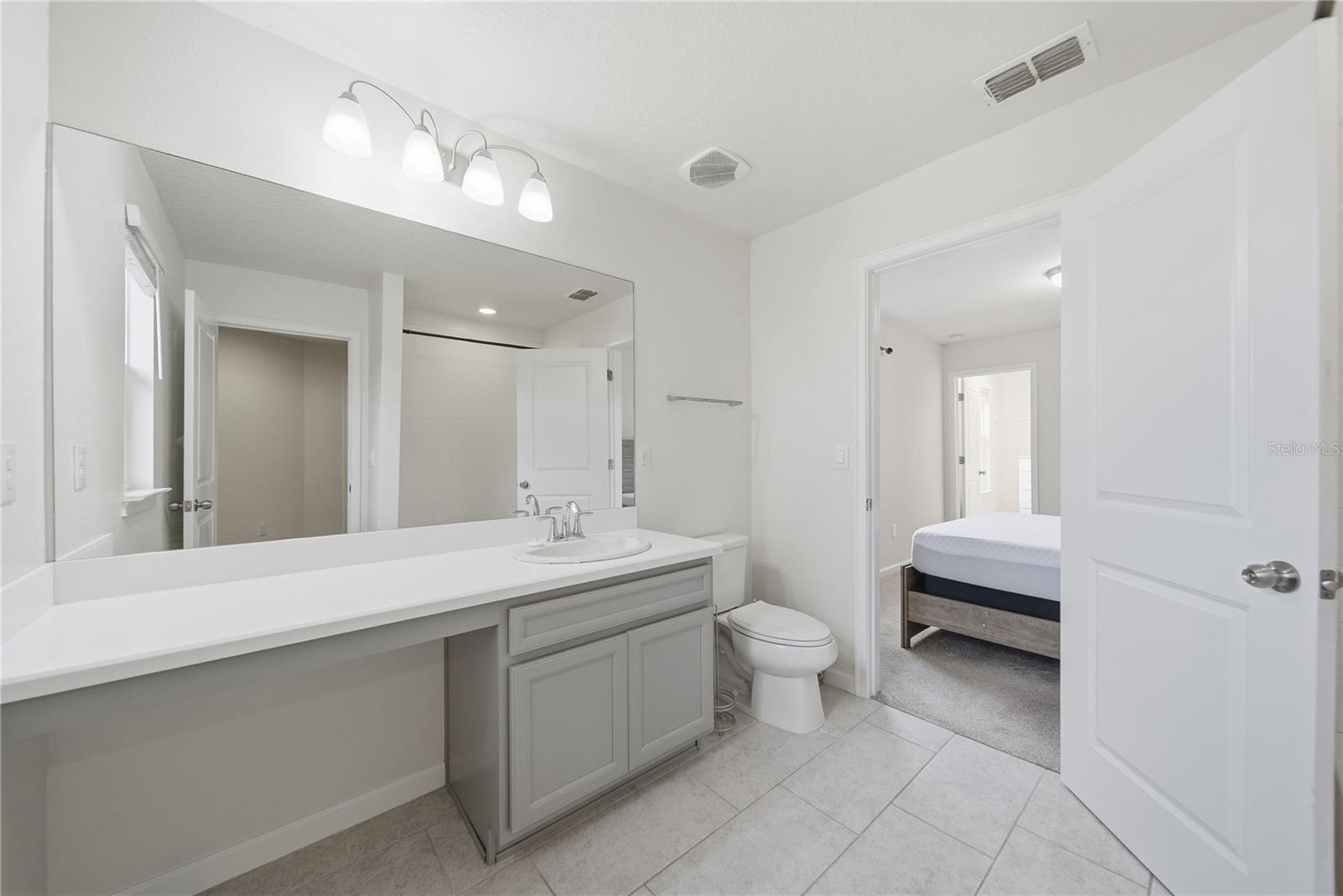 5553 Pleasantview Ct Property Photo 23