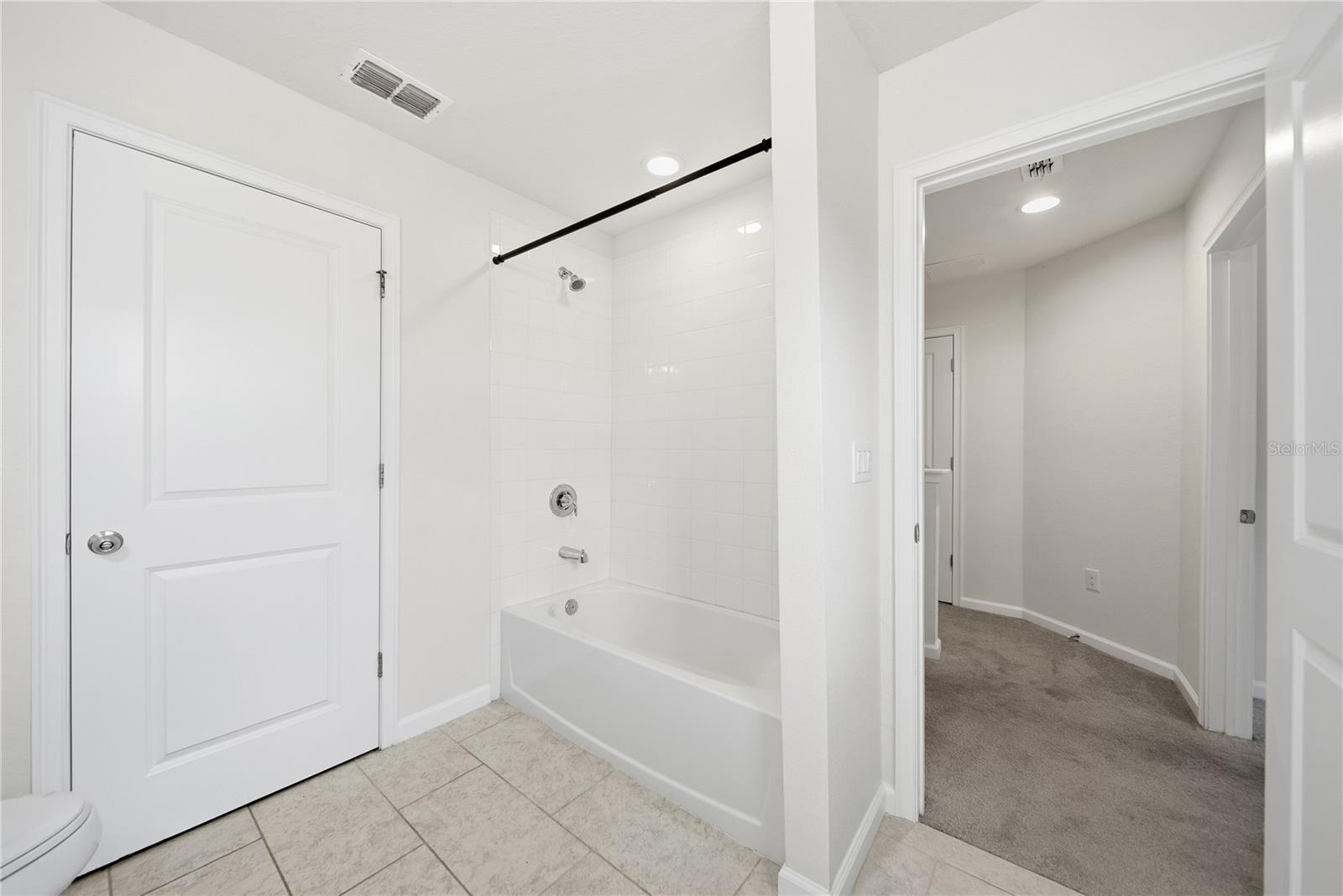 5553 Pleasantview Ct Property Photo 24