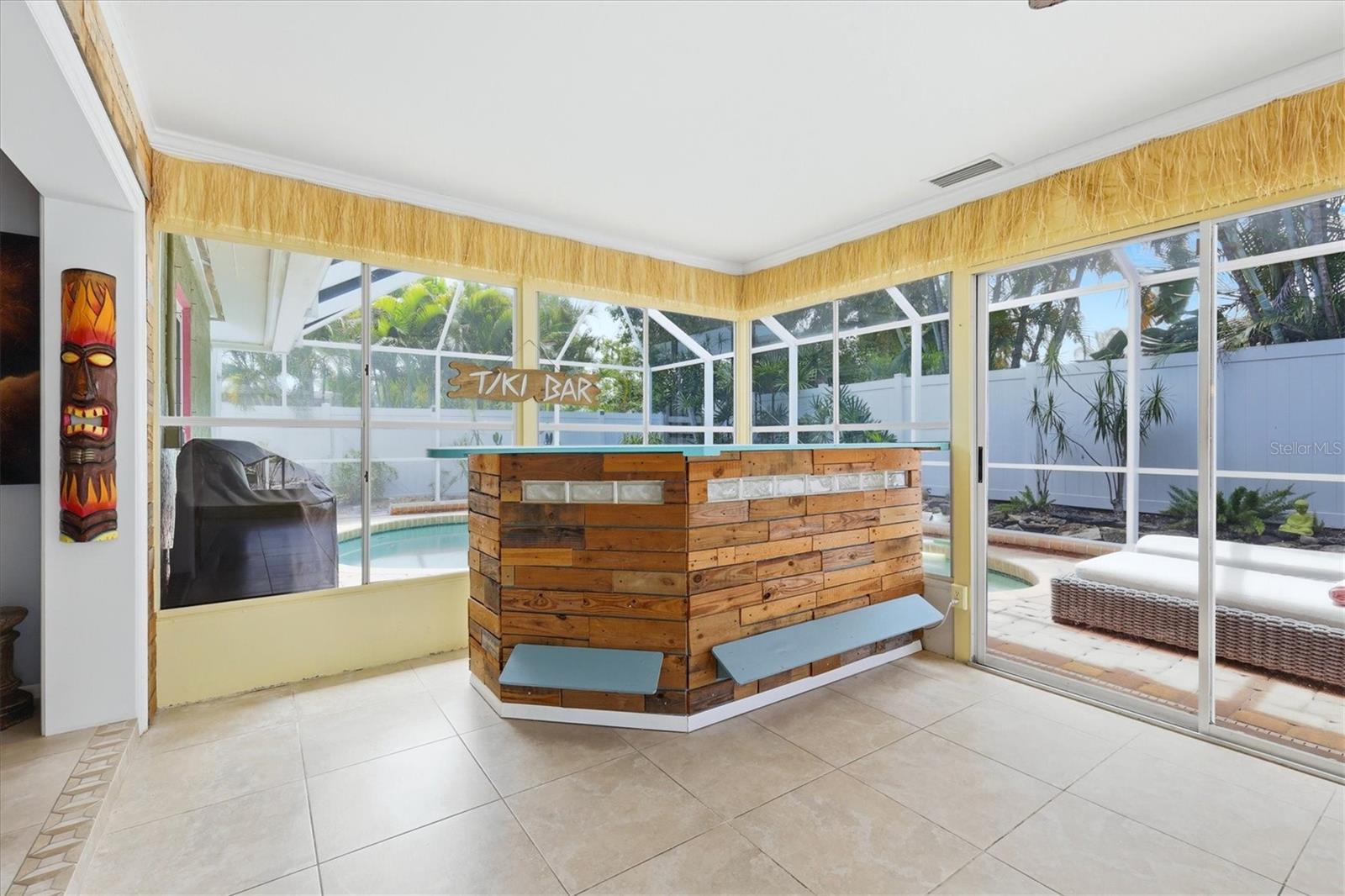 1833 Oak View Dr Property Photo 14