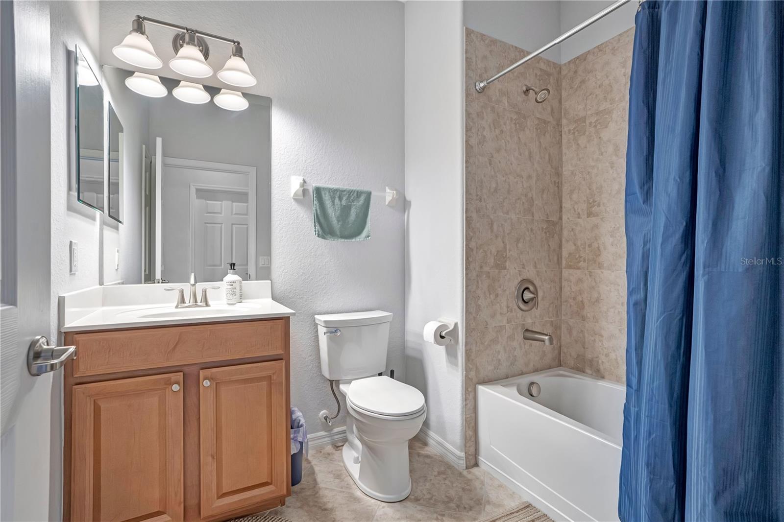 415 Winding Brook Ln #102 Property Photo 27
