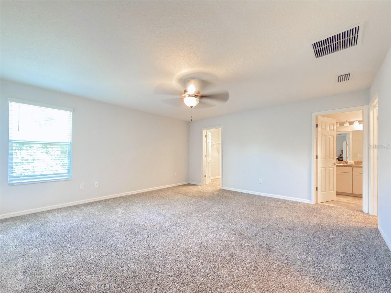 1097 Grantham Dr Property Photo 27