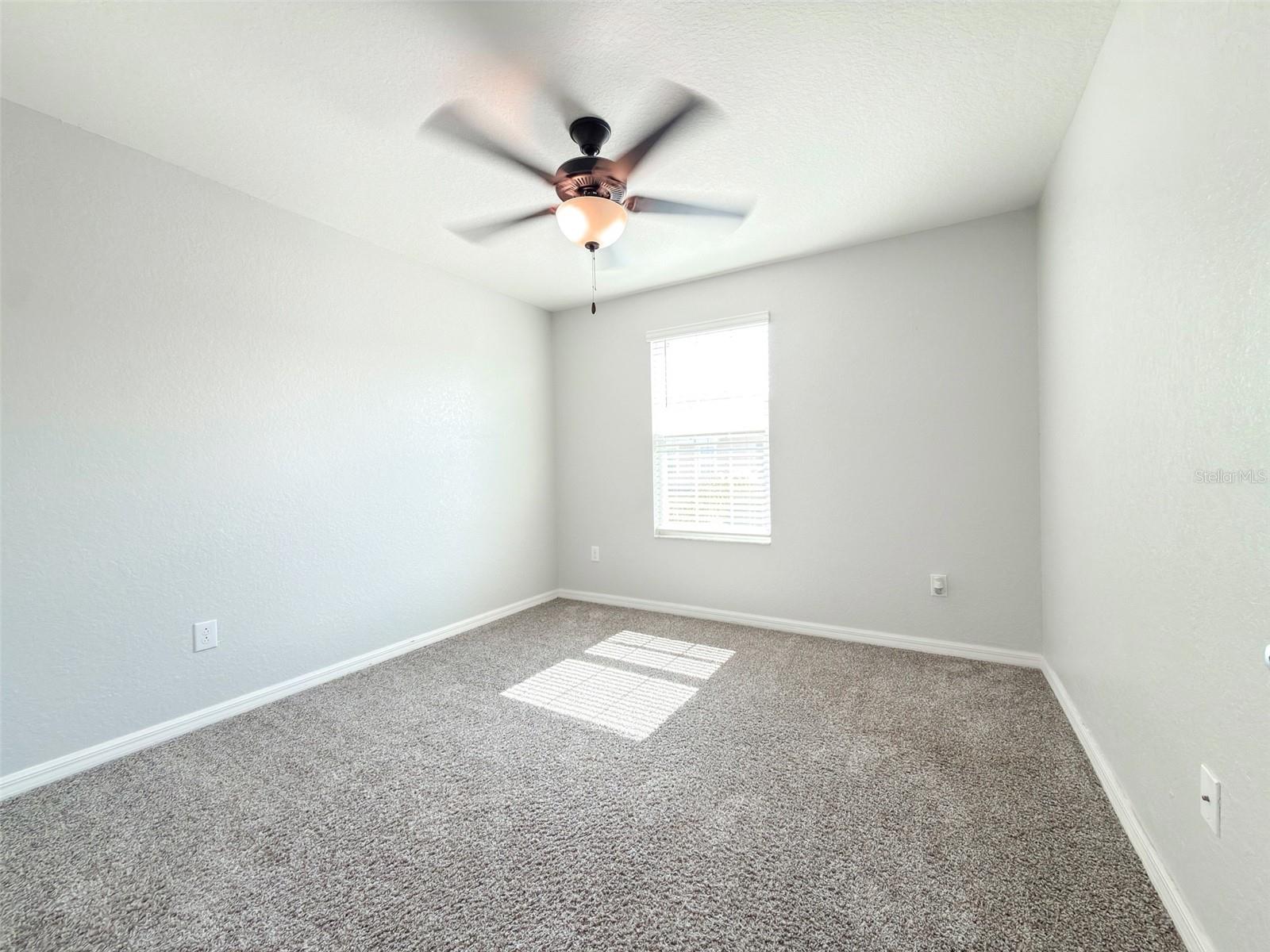 1097 Grantham Dr Property Photo 33