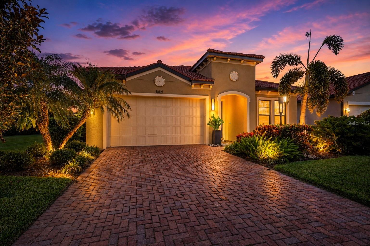 10121 Marbella Dr Property Photo 1