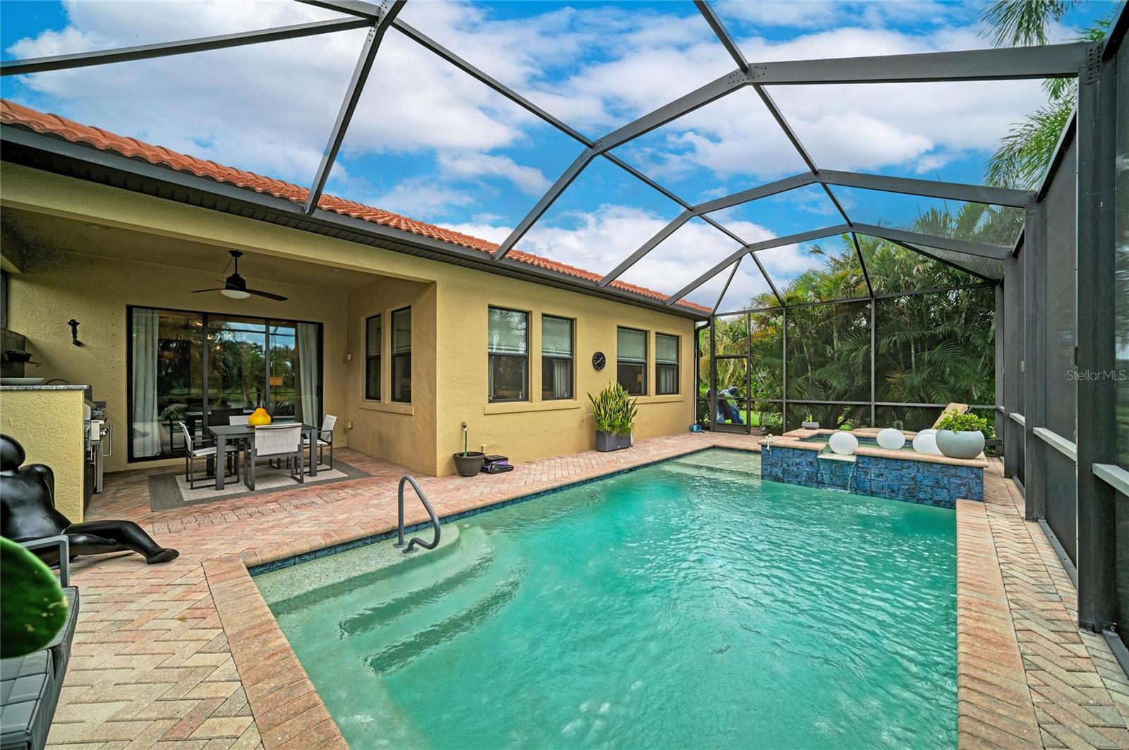 10121 Marbella Dr Property Photo 49