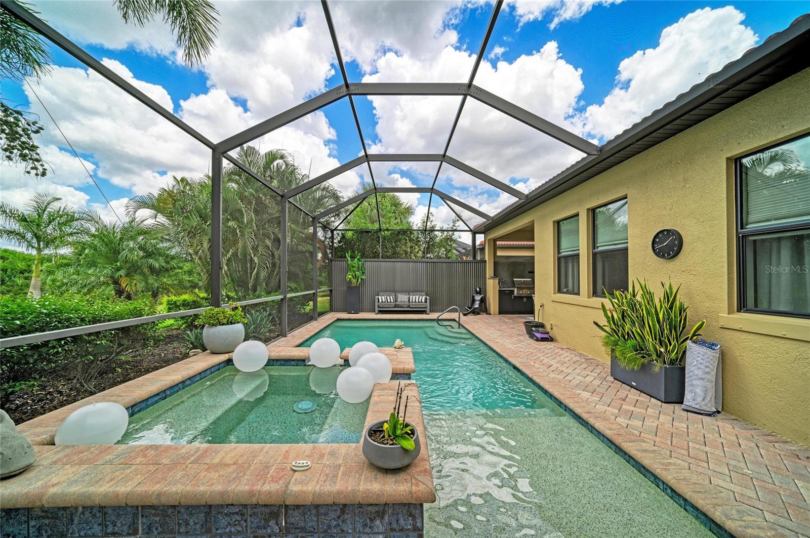 10121 Marbella Dr Property Photo 51