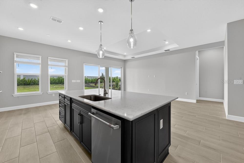 7700 Blue Moon Run Property Photo 3