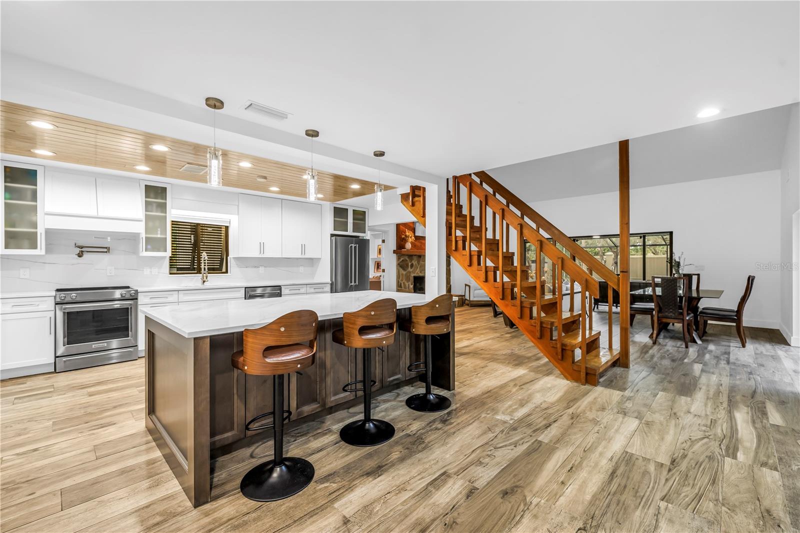 4605 Stone Ridge Trl Property Photo 4