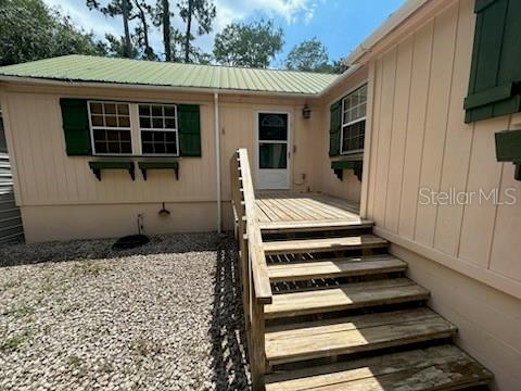 526 Kings Creek Cir Property Photo 2