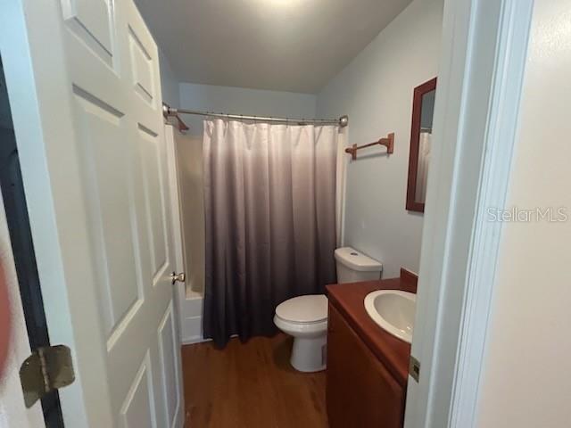 526 Kings Creek Cir Property Photo 14