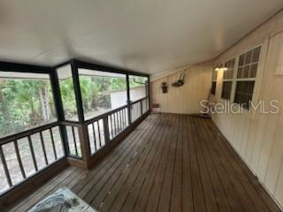 526 Kings Creek Cir Property Photo 16