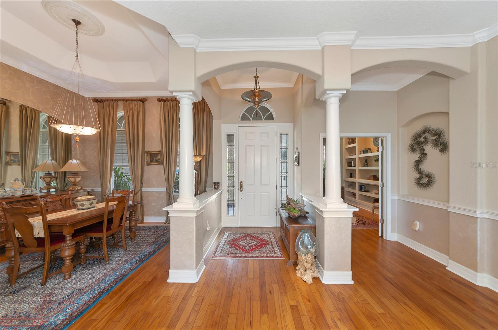 10412 Winding Stream Way Property Photo 2