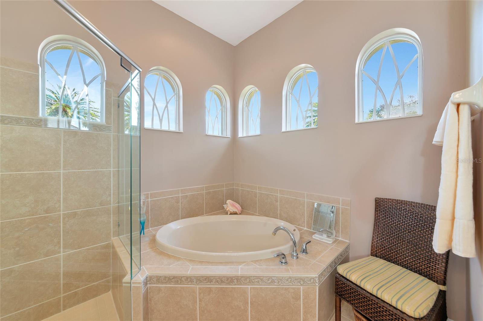 10412 Winding Stream Way Property Photo 32