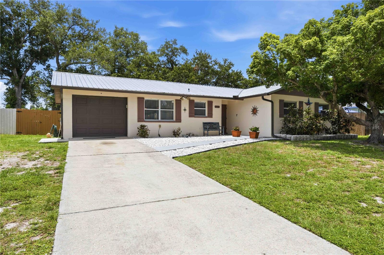3718 Woodmont Dr Property Photo 1
