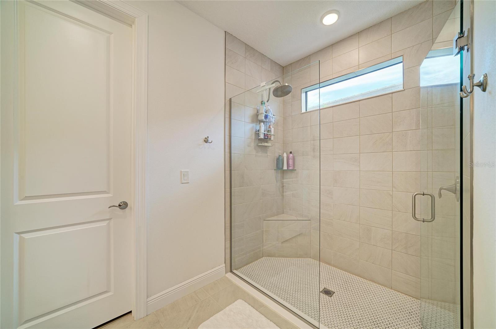 5286 Barnett Cir Property Photo 14