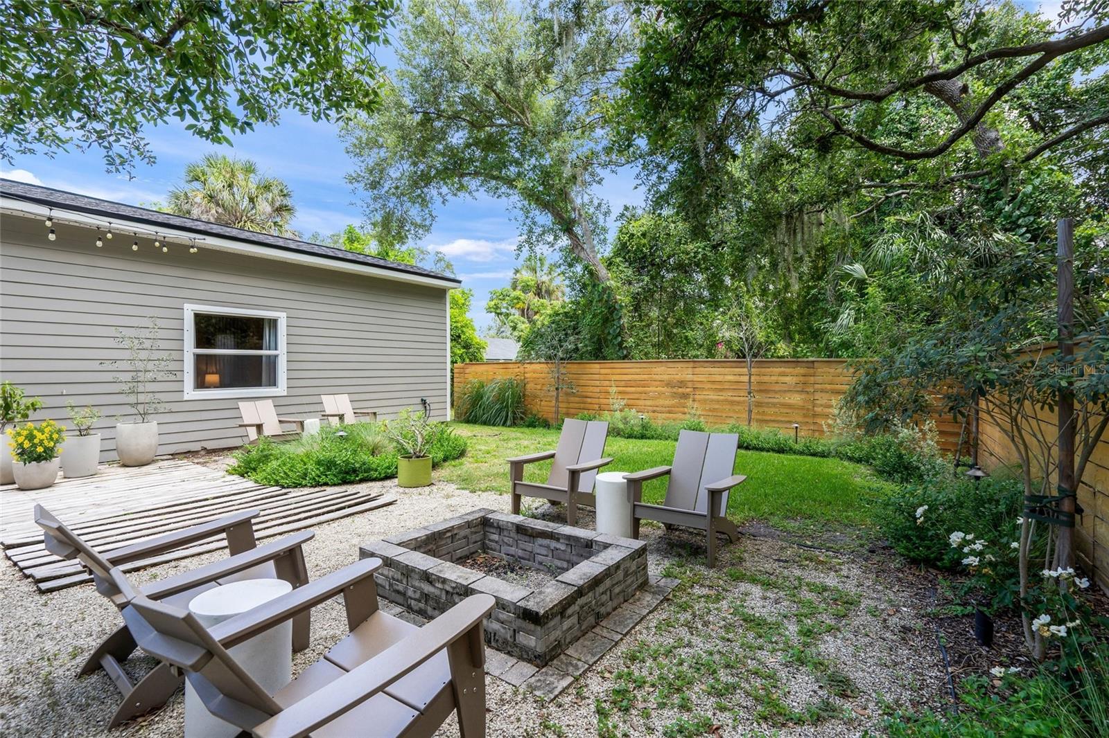 319 Bearded Oaks Cir Property Photo 42