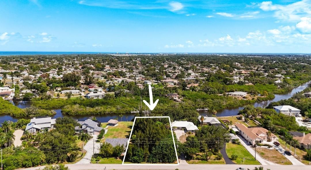 Lemon Bay Dr Property Photo 1