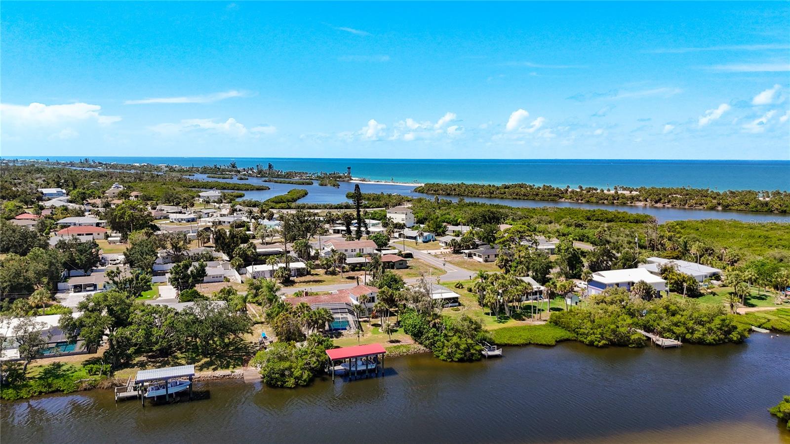 Lemon Bay Dr Property Photo 21