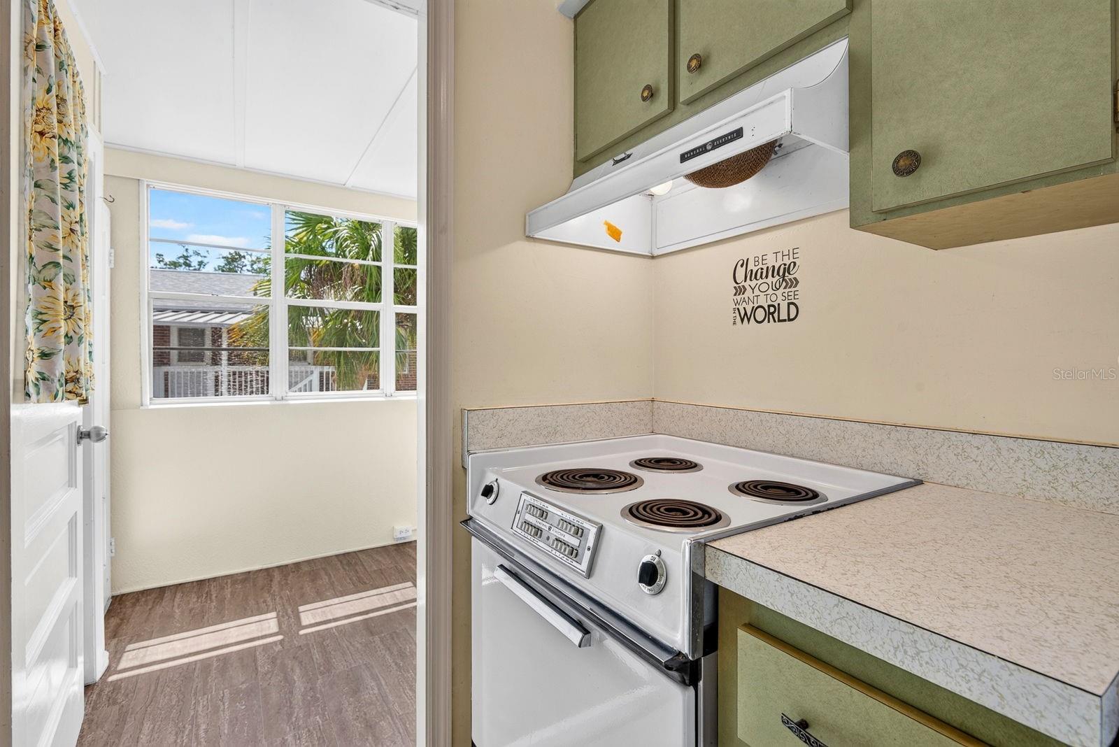 4507 9th St W #d6 Property Photo 12