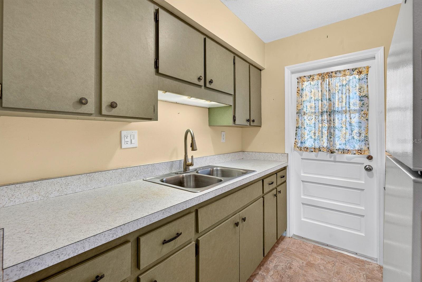 4507 9th St W #d6 Property Photo 13