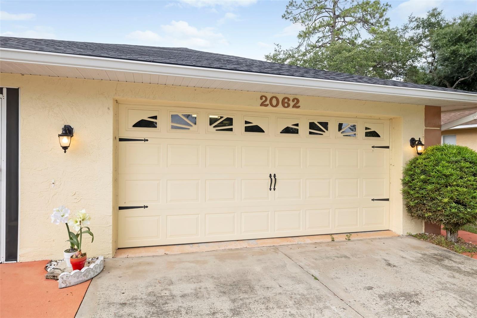 2062 Old Arbor Ct Property Photo 6