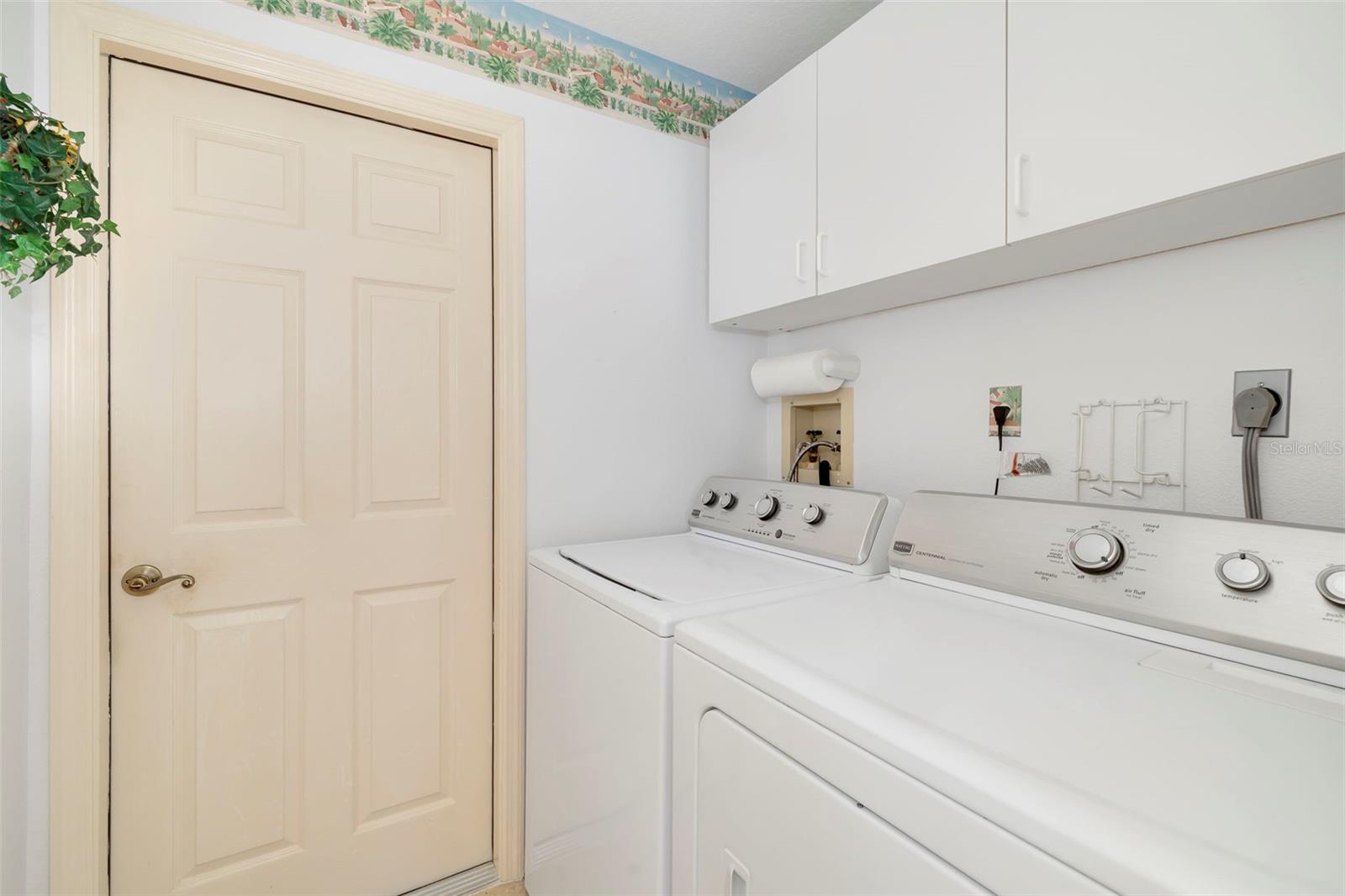 2062 Old Arbor Ct Property Photo 35