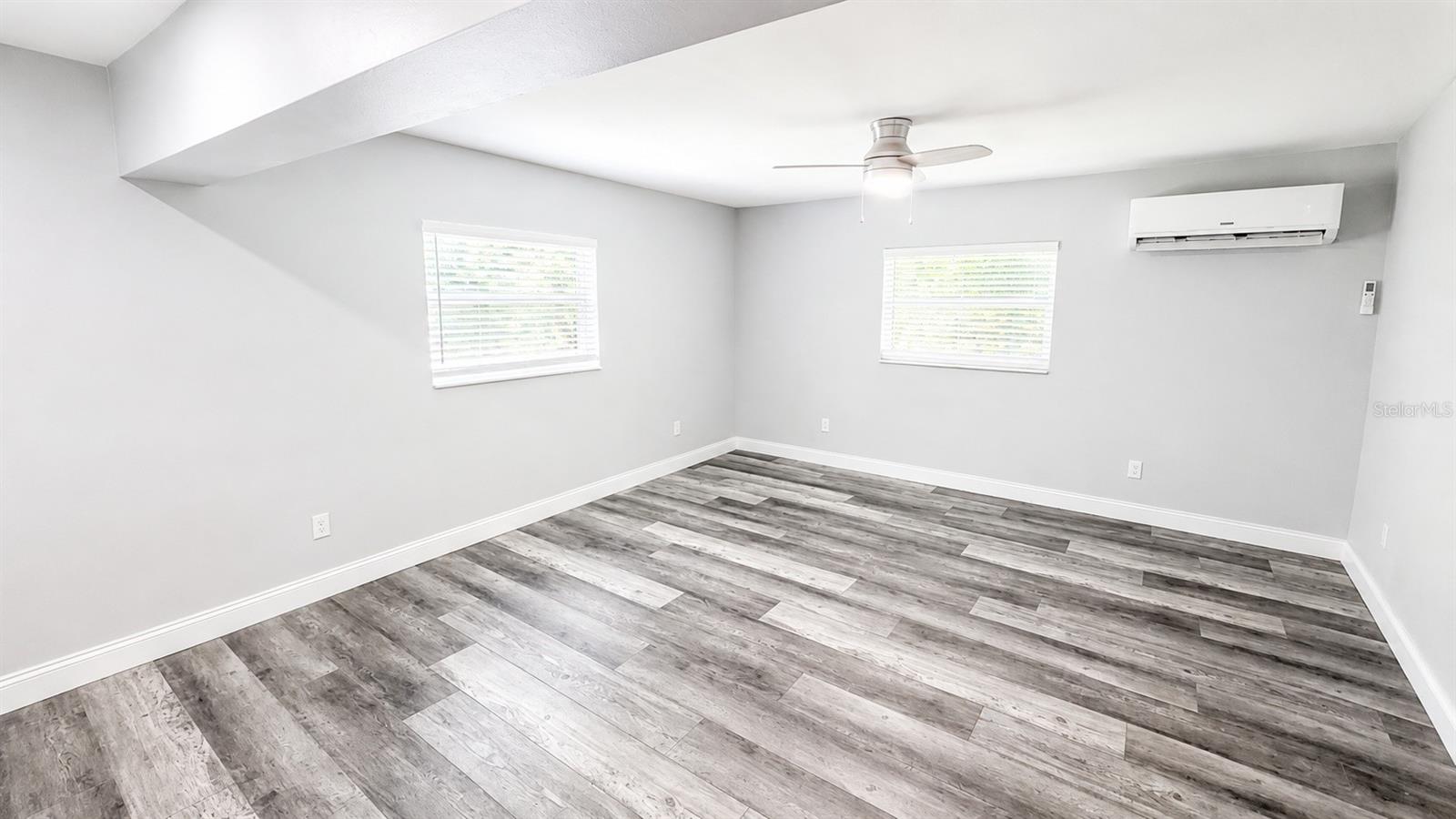 2728 Goodrich Ave Property Photo 8
