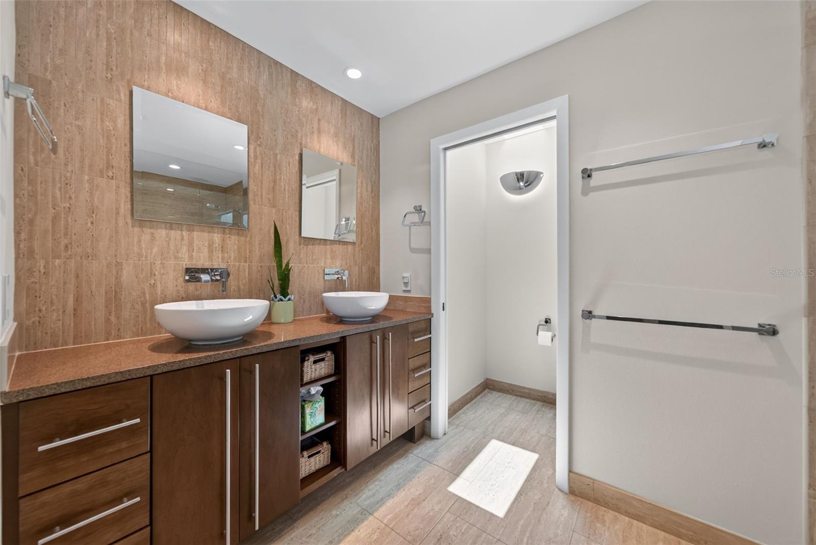 2631 Puritan Ter Property Photo 35