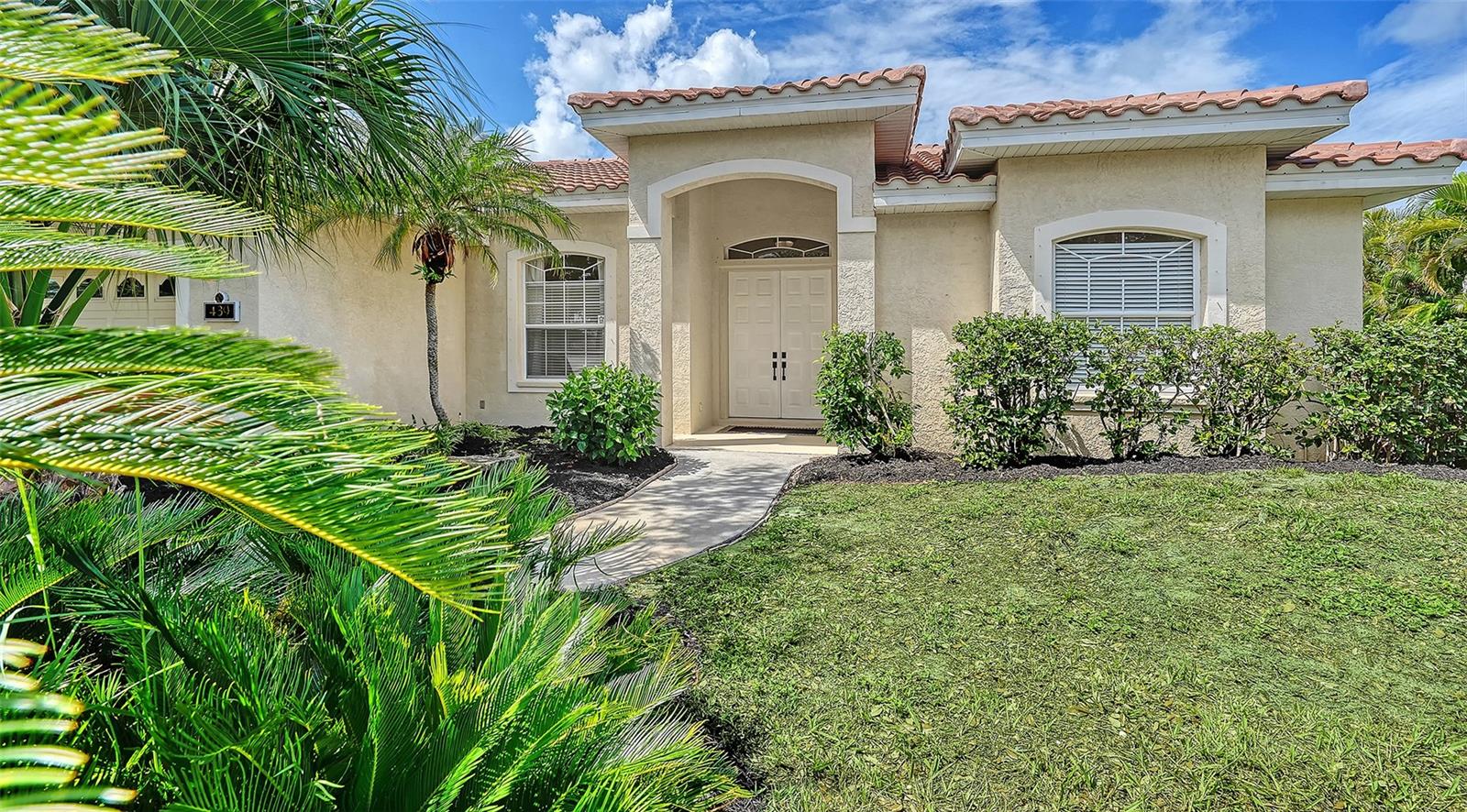 439 E Rossetti Dr Property Photo 4