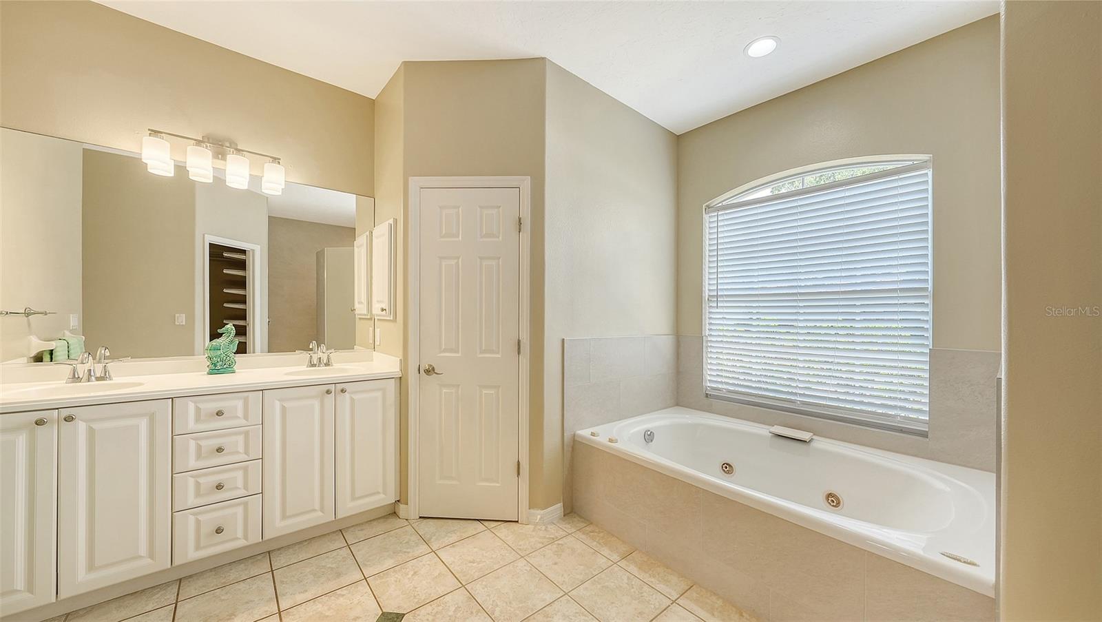 439 E Rossetti Dr Property Photo 22