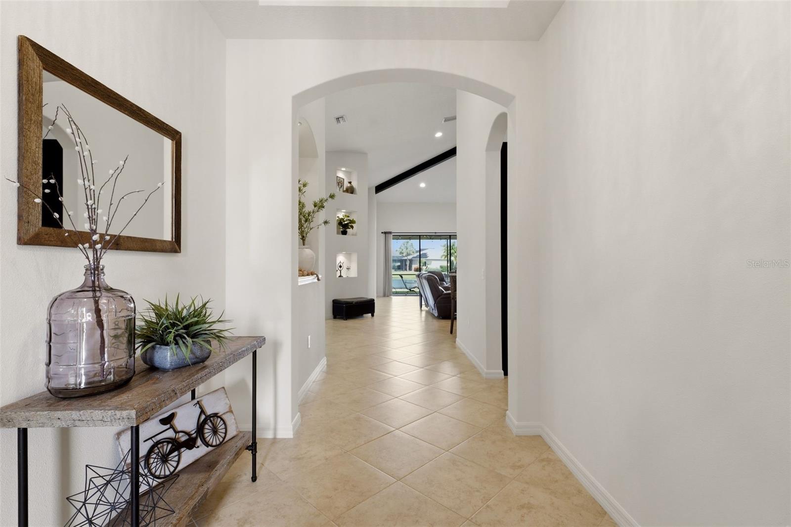 534 Chantilly Trl Property Photo 10