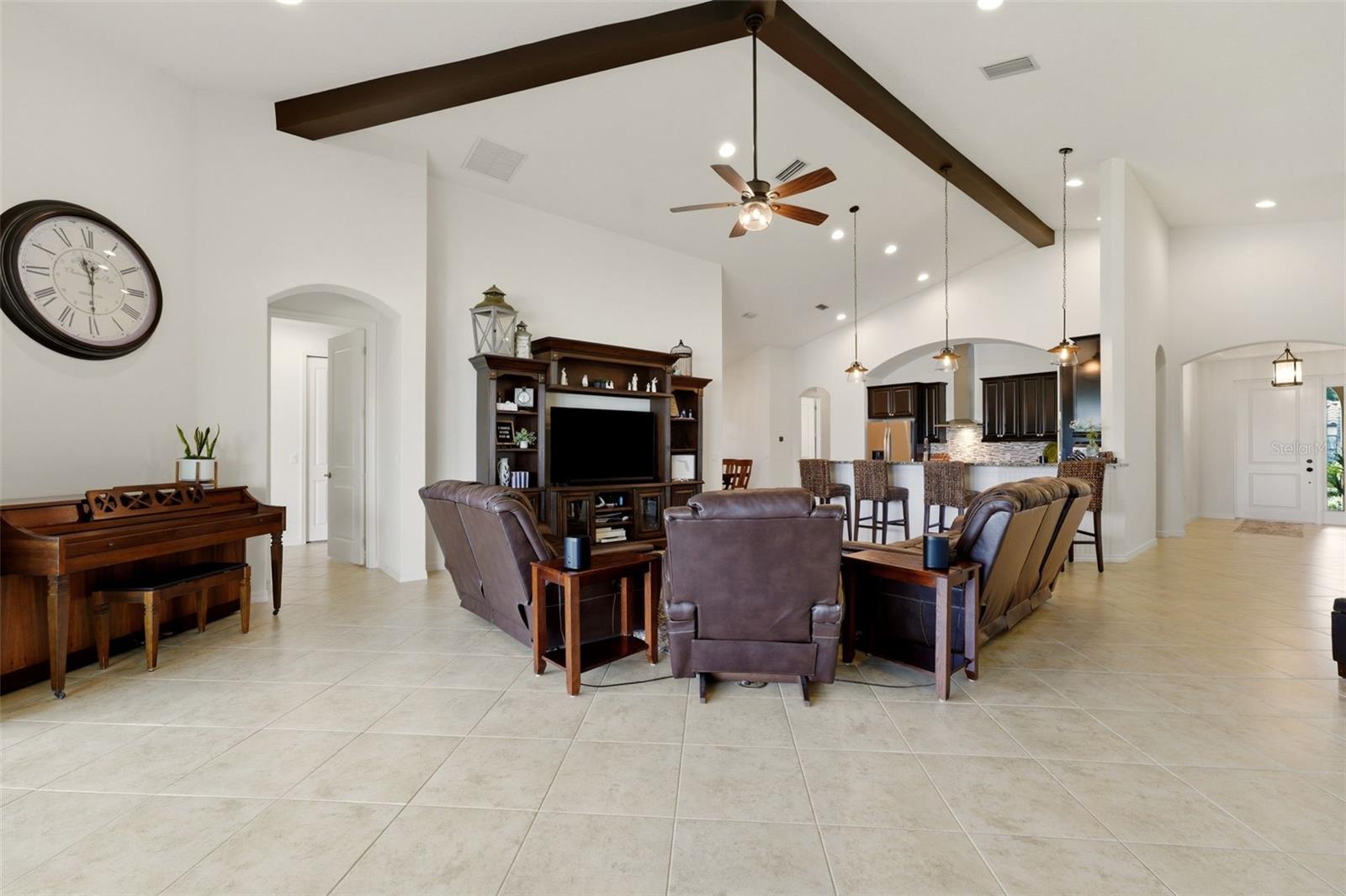 534 Chantilly Trl Property Photo 14