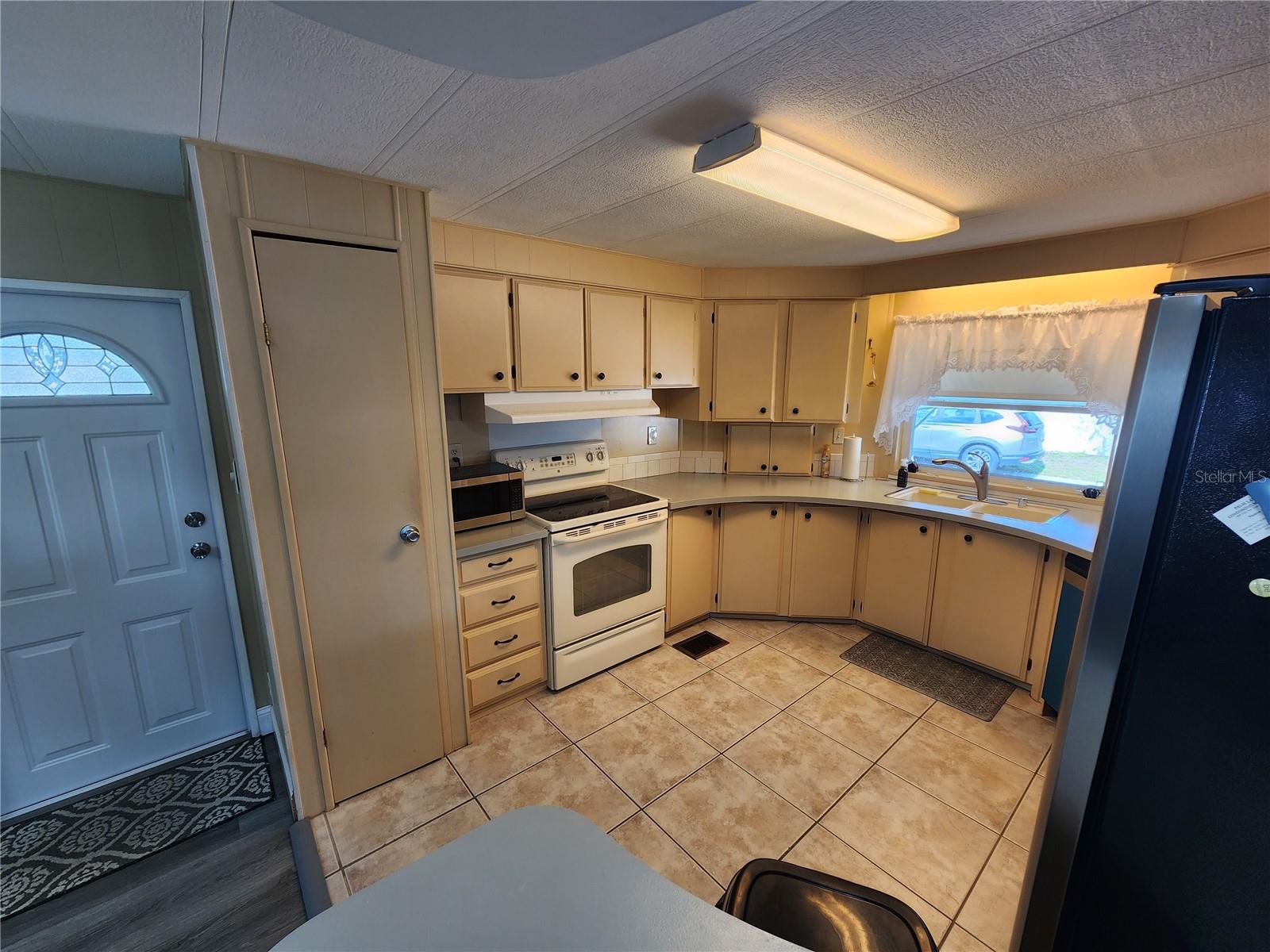 808 53rd Ave E #223 Property Photo 6
