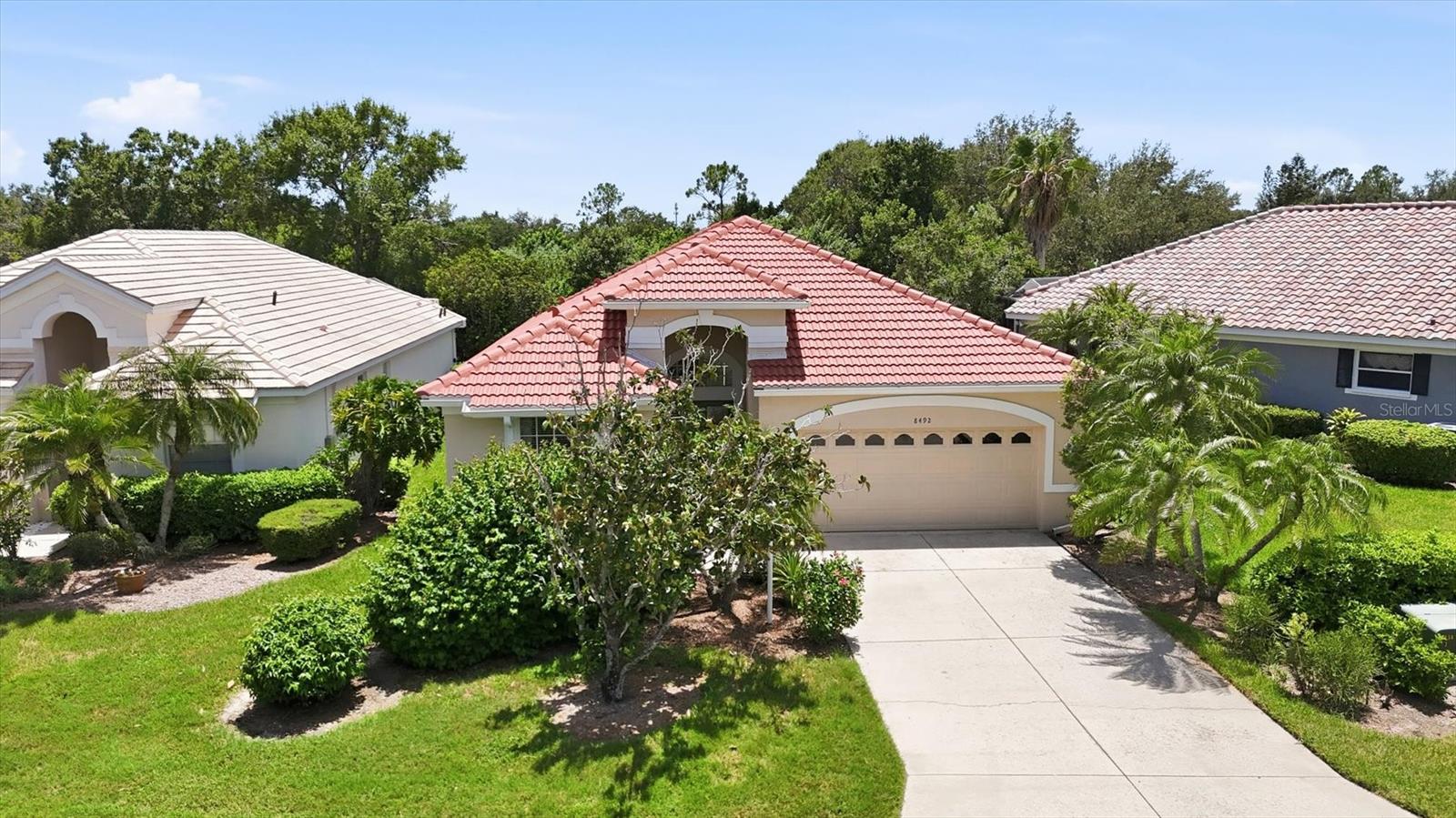 8492 Idlewood Ct Property Photo 1