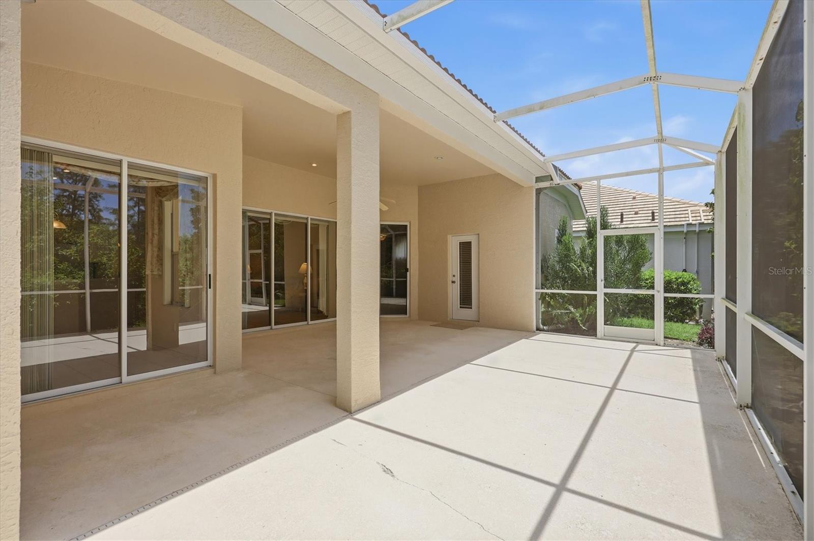 8492 Idlewood Ct Property Photo 11