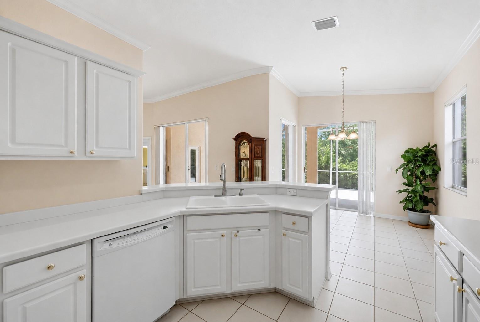 8492 Idlewood Ct Property Photo 19