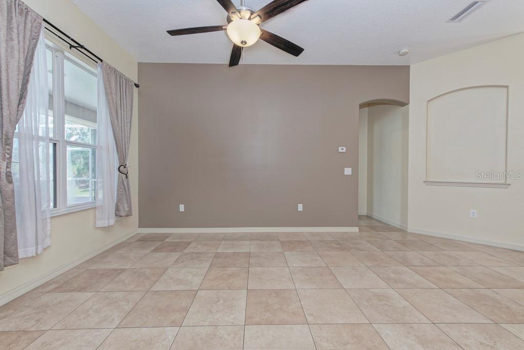 6930 69th St E Property Photo 11