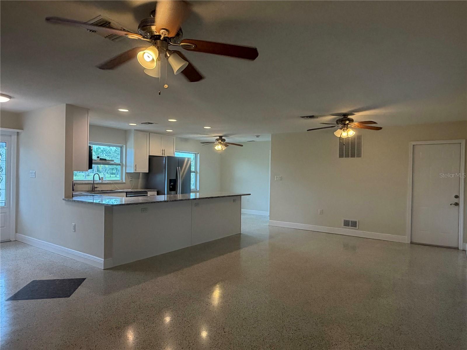 623 Palm Blvd Property Photo 13