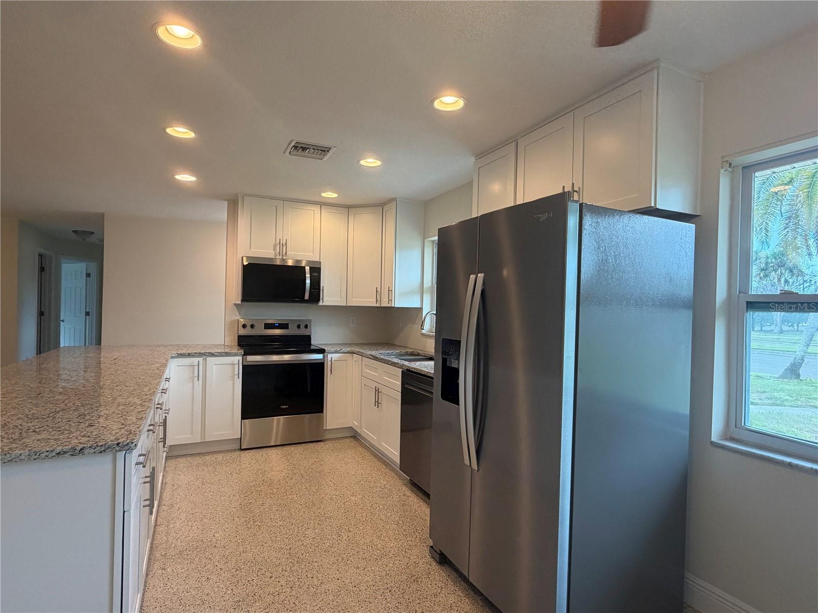 623 Palm Blvd Property Photo 20