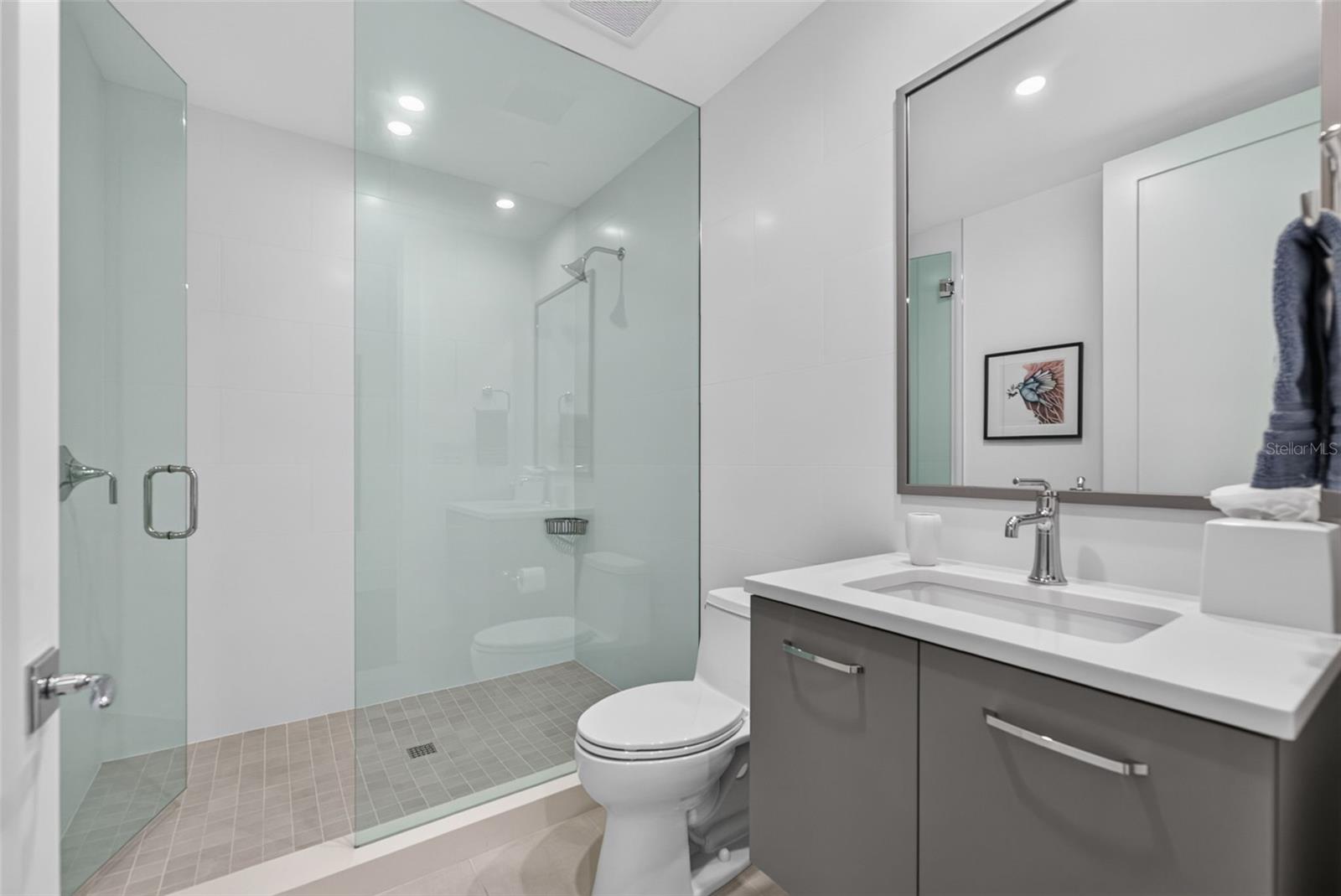 35 Watergate Dr #1104 Property Photo 17