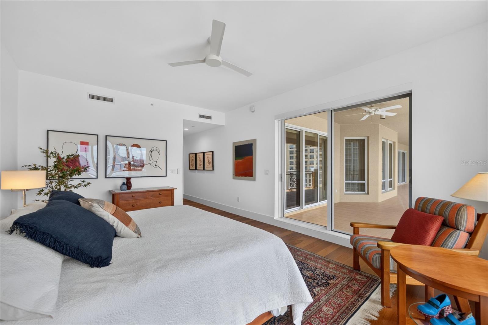 35 Watergate Dr #1104 Property Photo 24