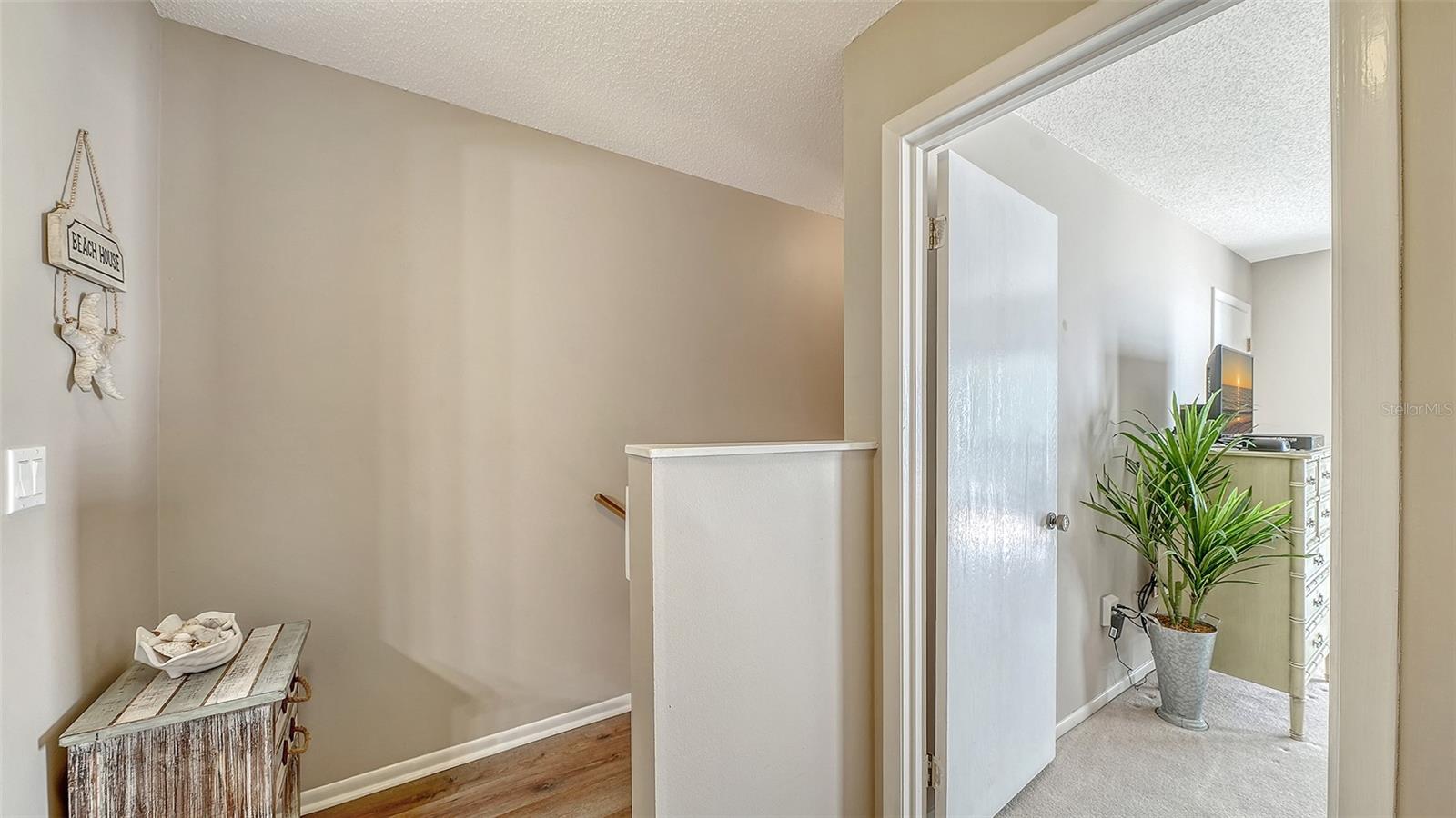 1646 Stickney Point Rd #101 Property Photo 34