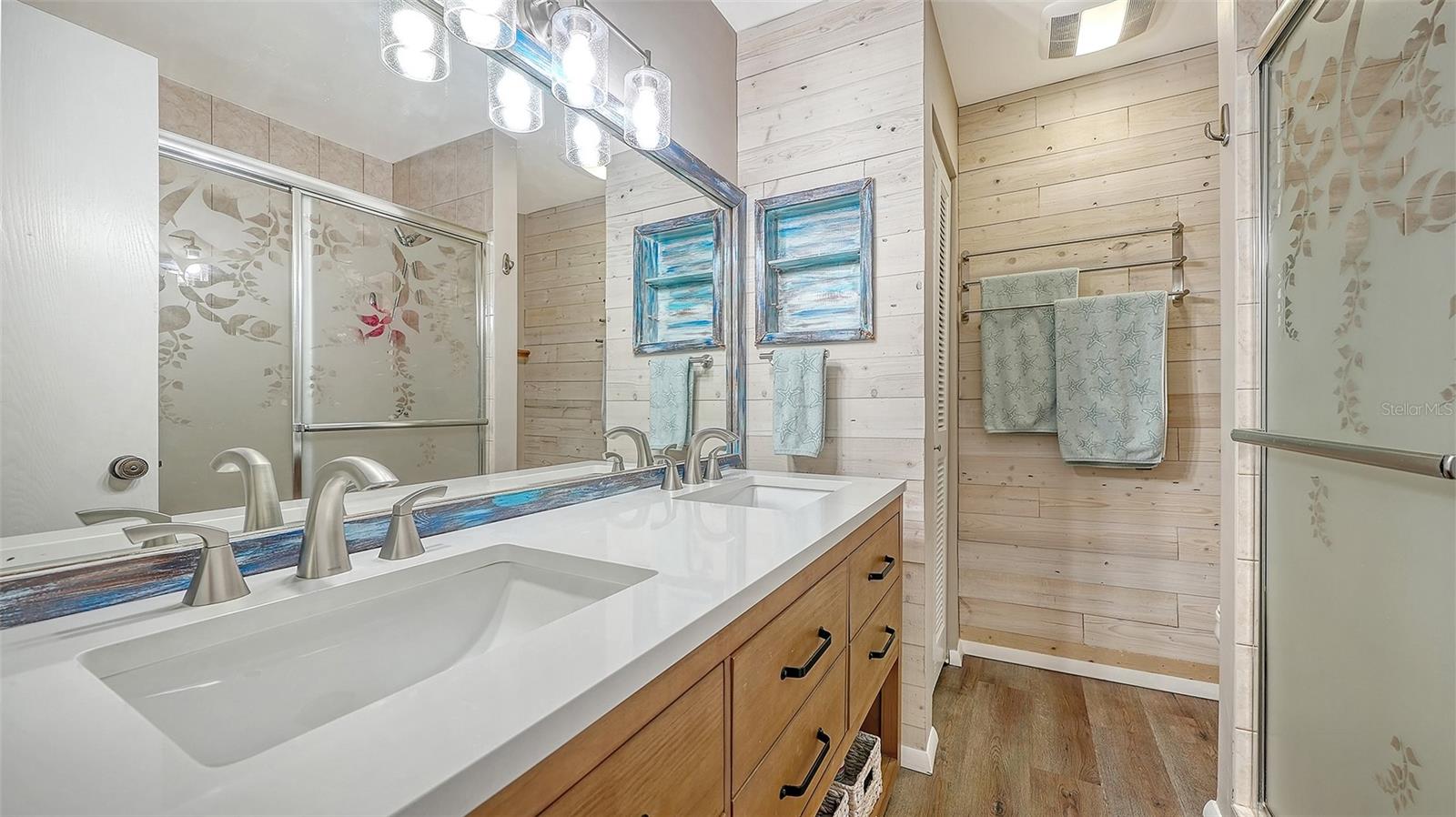 1646 Stickney Point Rd #101 Property Photo 42