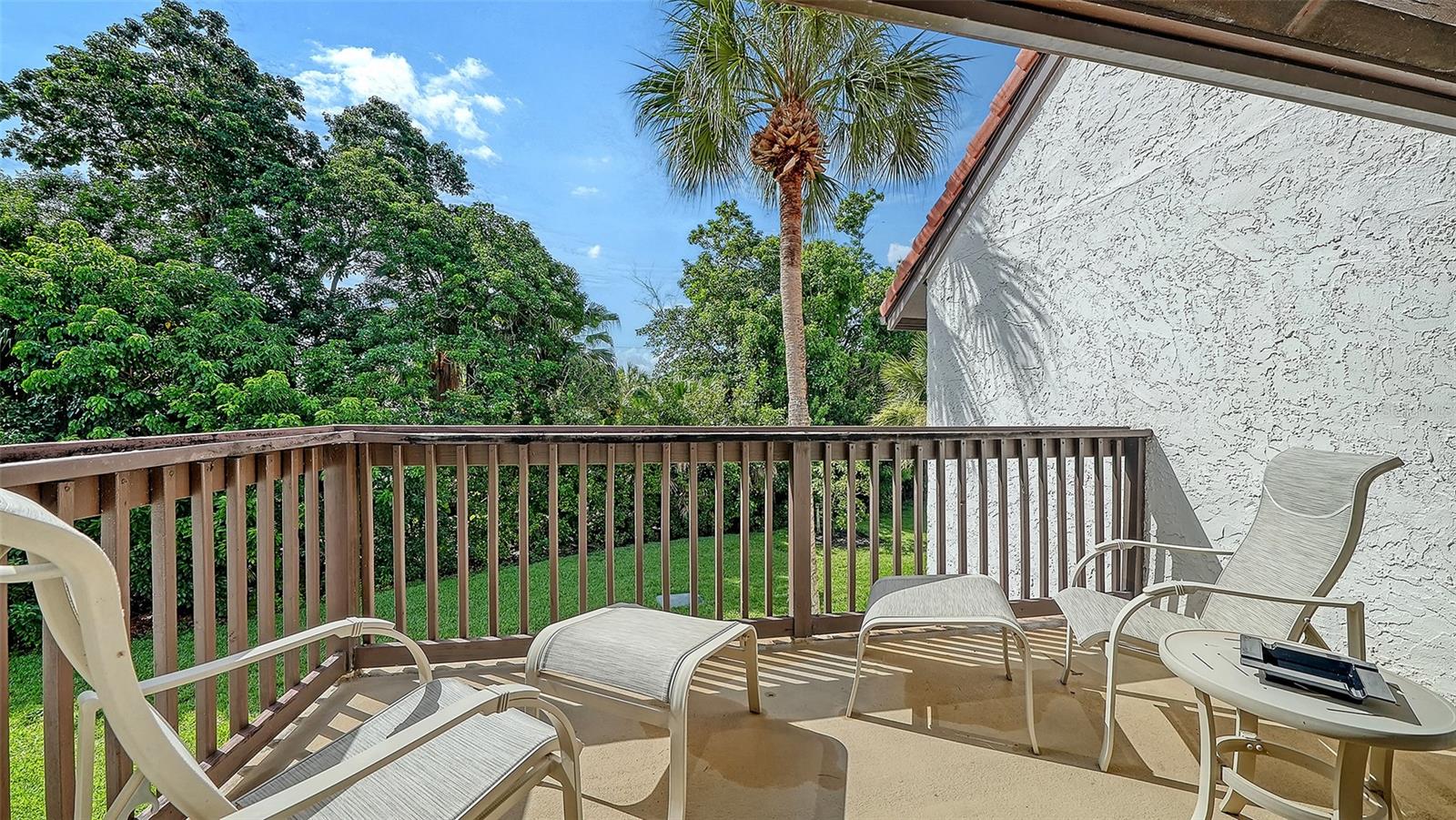 1646 Stickney Point Rd #101 Property Photo 43