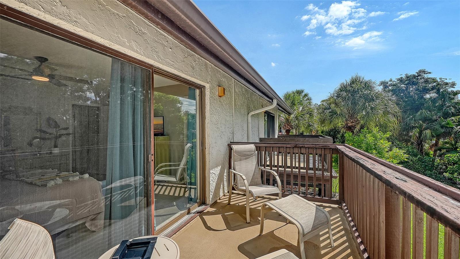 1646 Stickney Point Rd #101 Property Photo 44