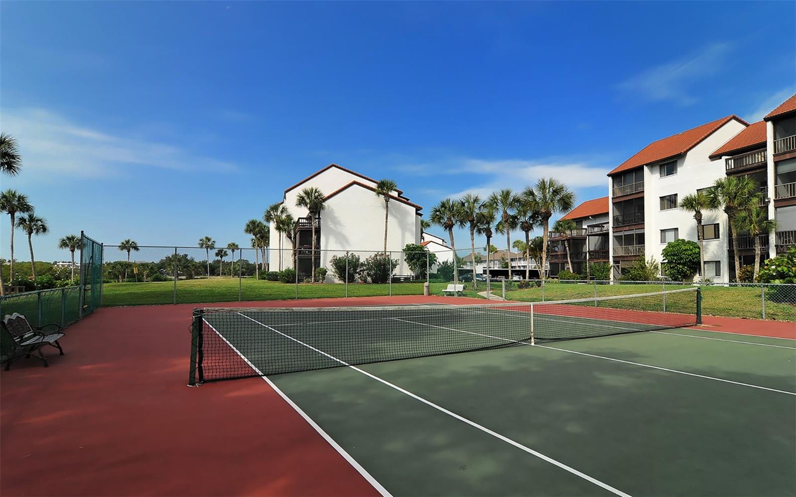1646 Stickney Point Rd #101 Property Photo 63